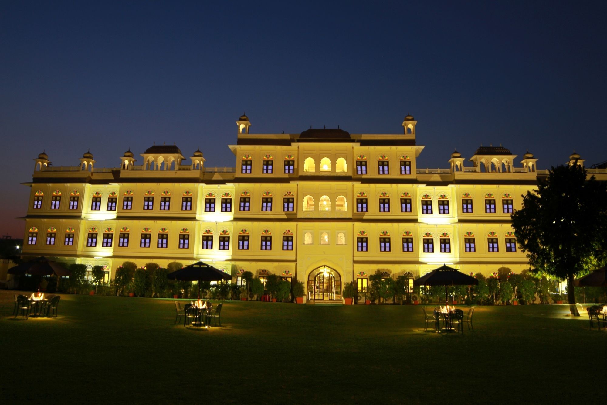 Hotel Grand Uniara Divisione di Divisione di Jaipur Esterno foto